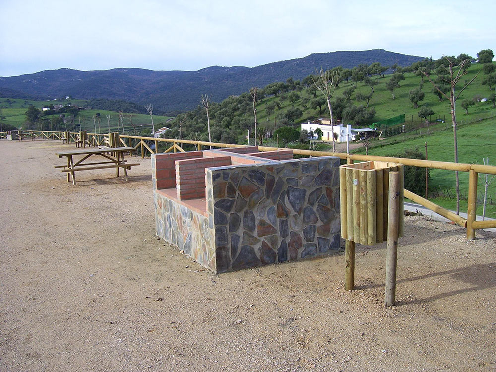 Zonas verdes, parques y jardines 4 PARQUES Y JARDINES